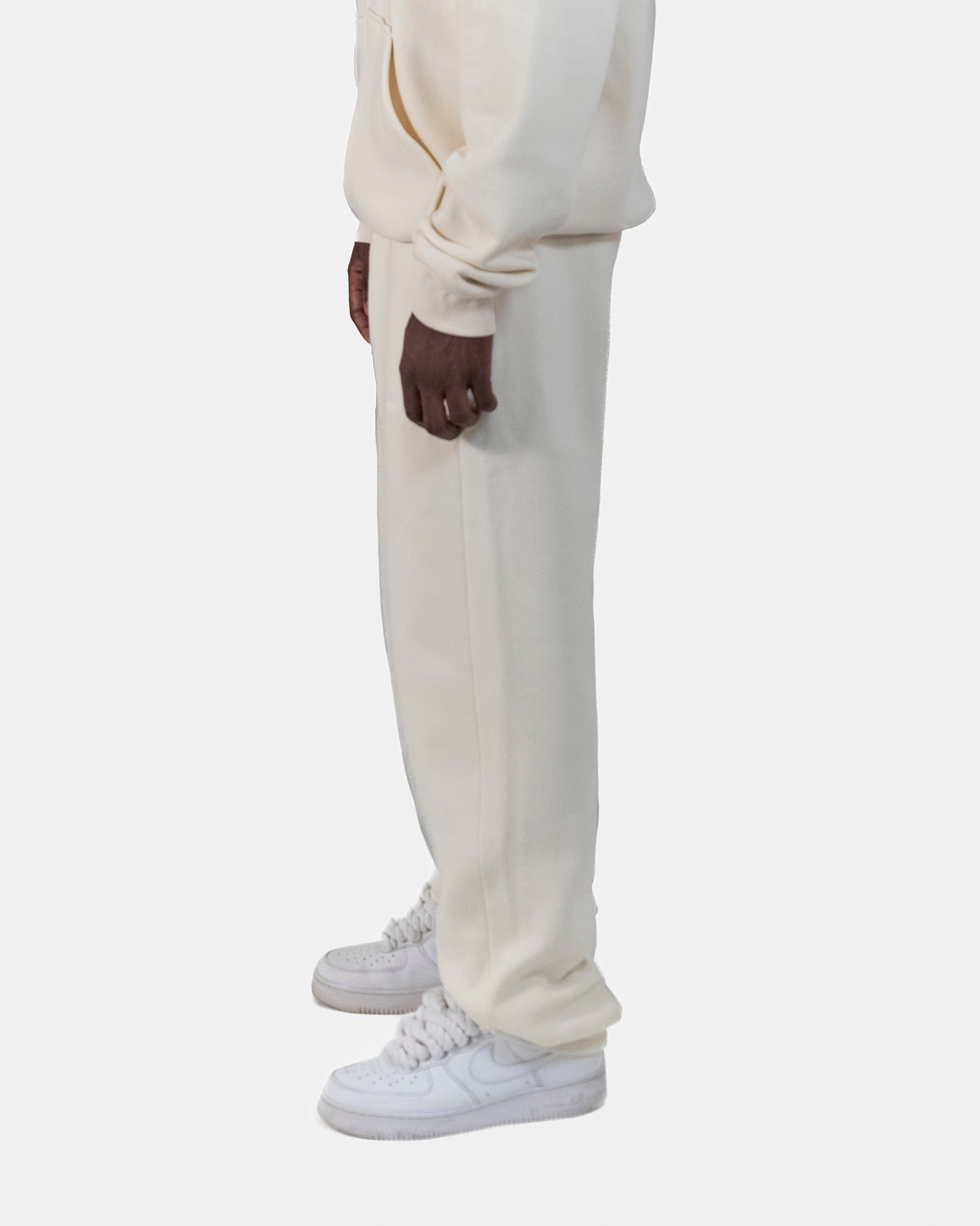 ESSENTIAL PANTS (BEIGE)