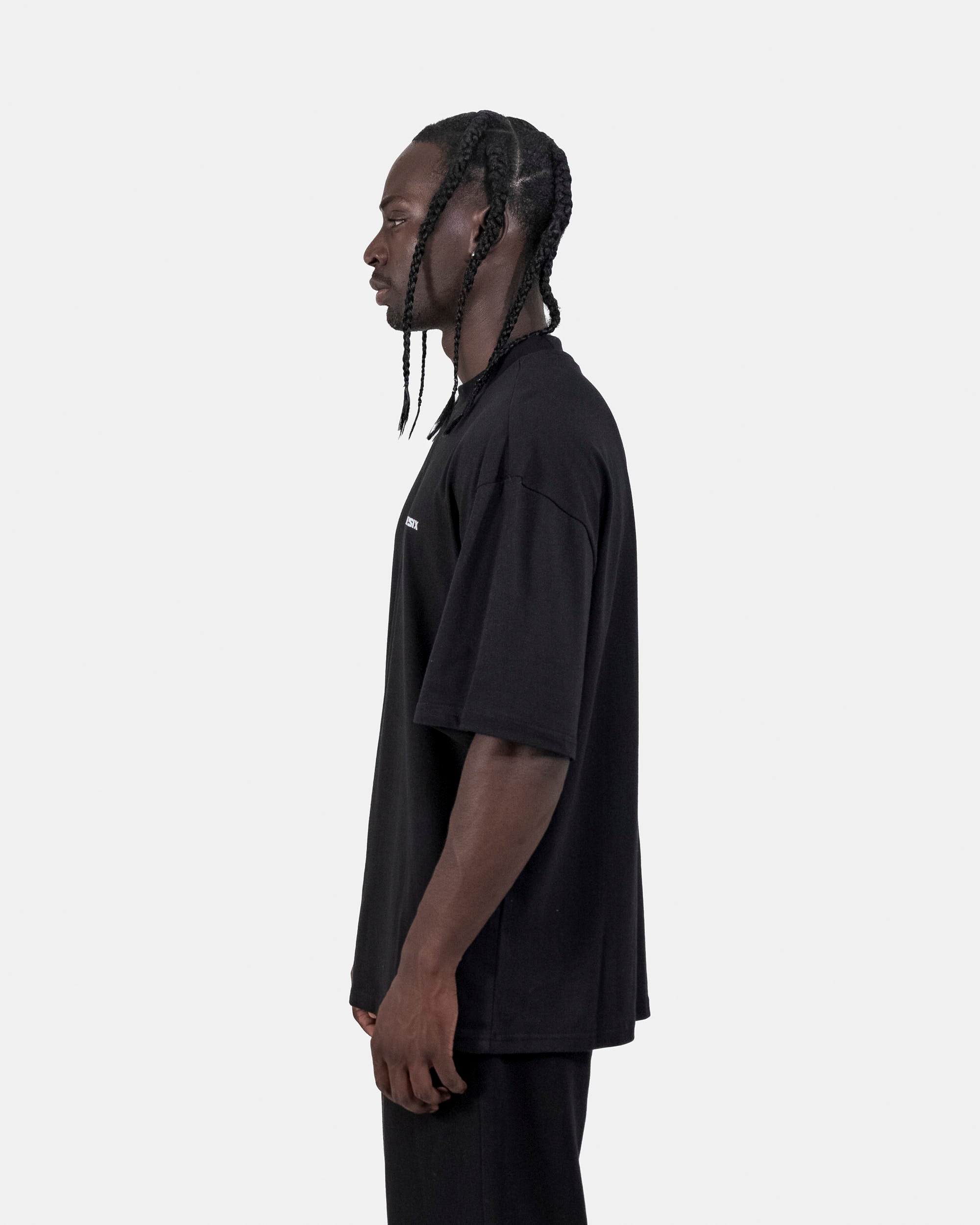 ESSENTIAL T-SHIRT (BLACK)